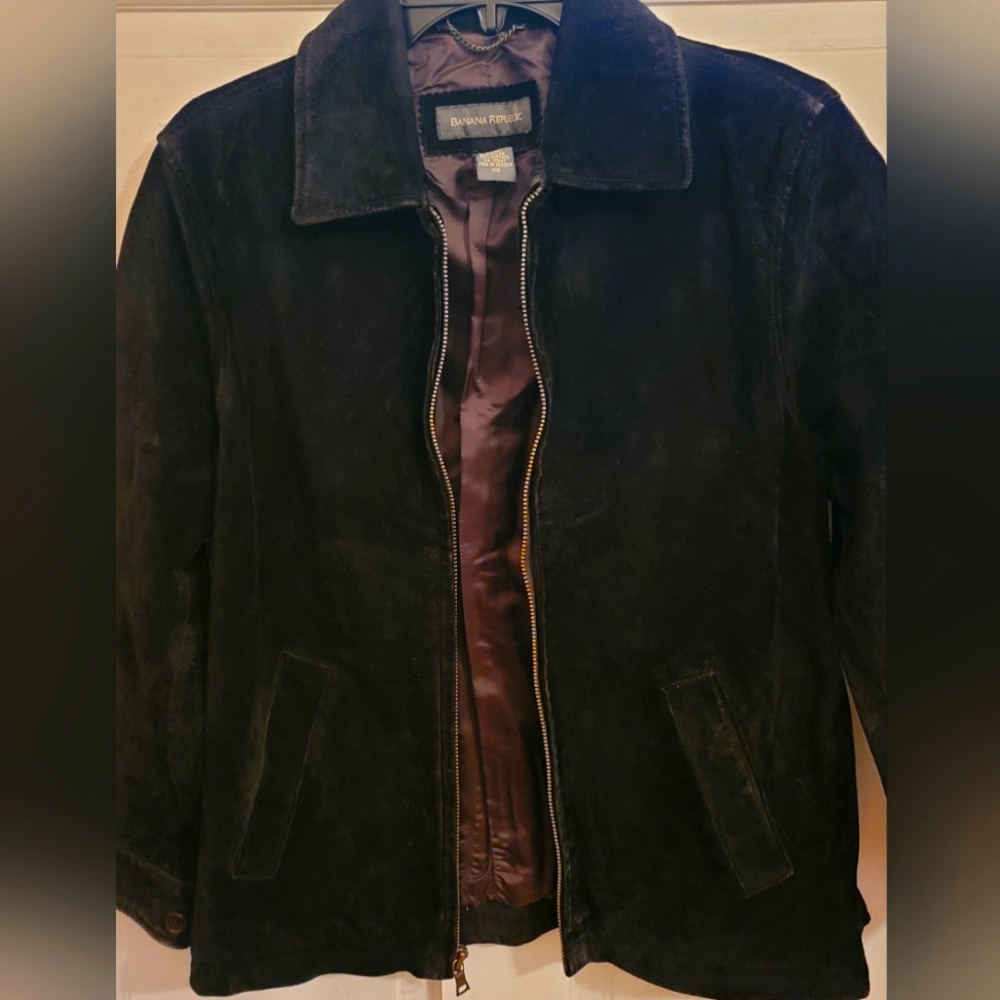 Banana Republic Dark Brown Suede Material. Excellent Condition. Unisex Size XS